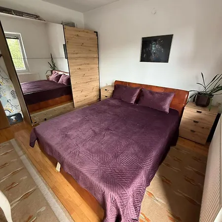 Family-friendly House In Butel