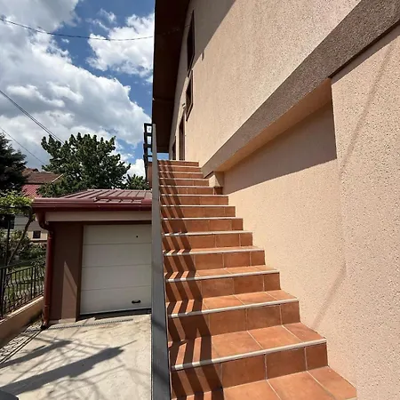 Apartment Family-friendly House In Butel *