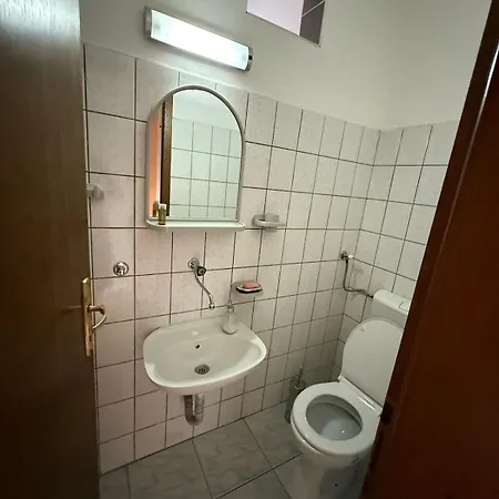 Apartment Family-friendly House In Butel *