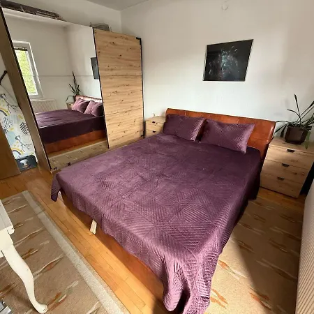 Family-friendly House In Butel *